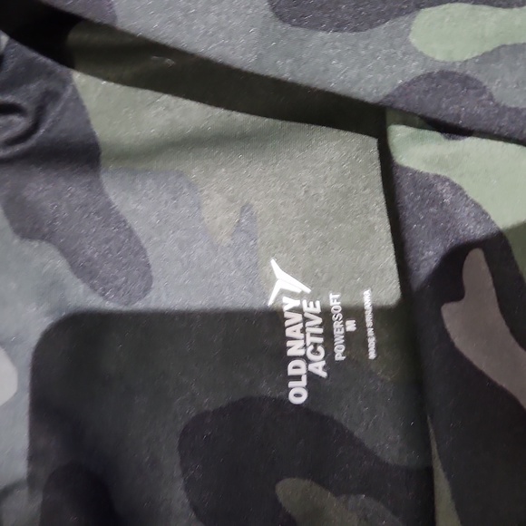 Never worn leggings from old navy - Picture 2 of 2